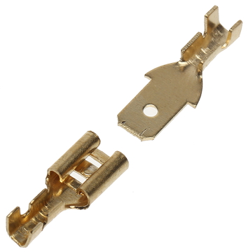 Conector papuc mamă cu versiunea de papuc tată potrivită